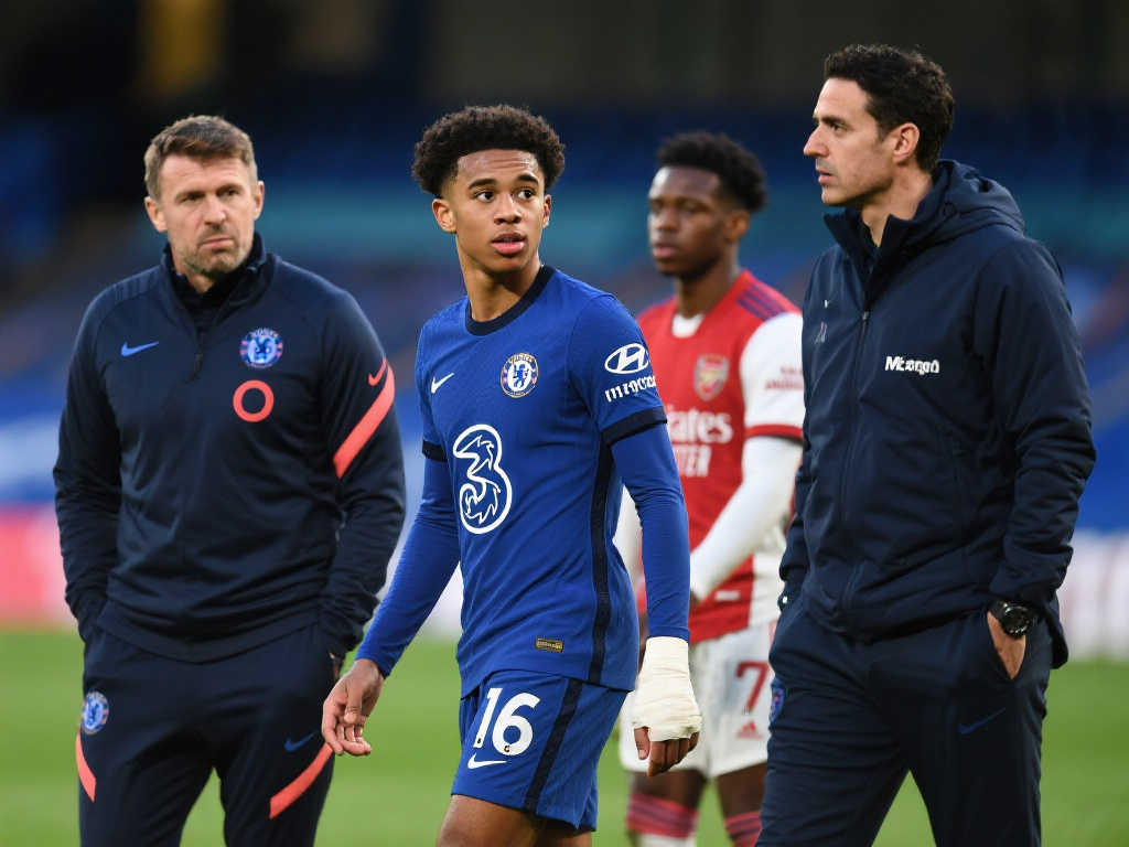 前场的连接 前场的连接